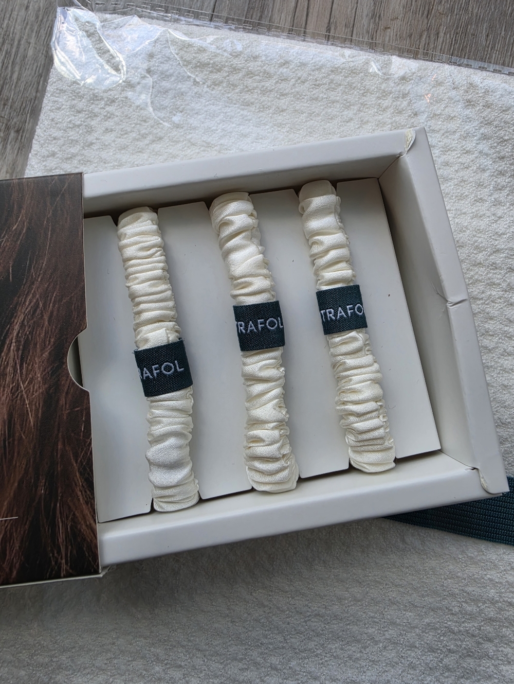 Nutrafol Quick Dry Hair Towel Microfiber + Nutrafol Hair Silk Scrunchies - Picture 2 of 10